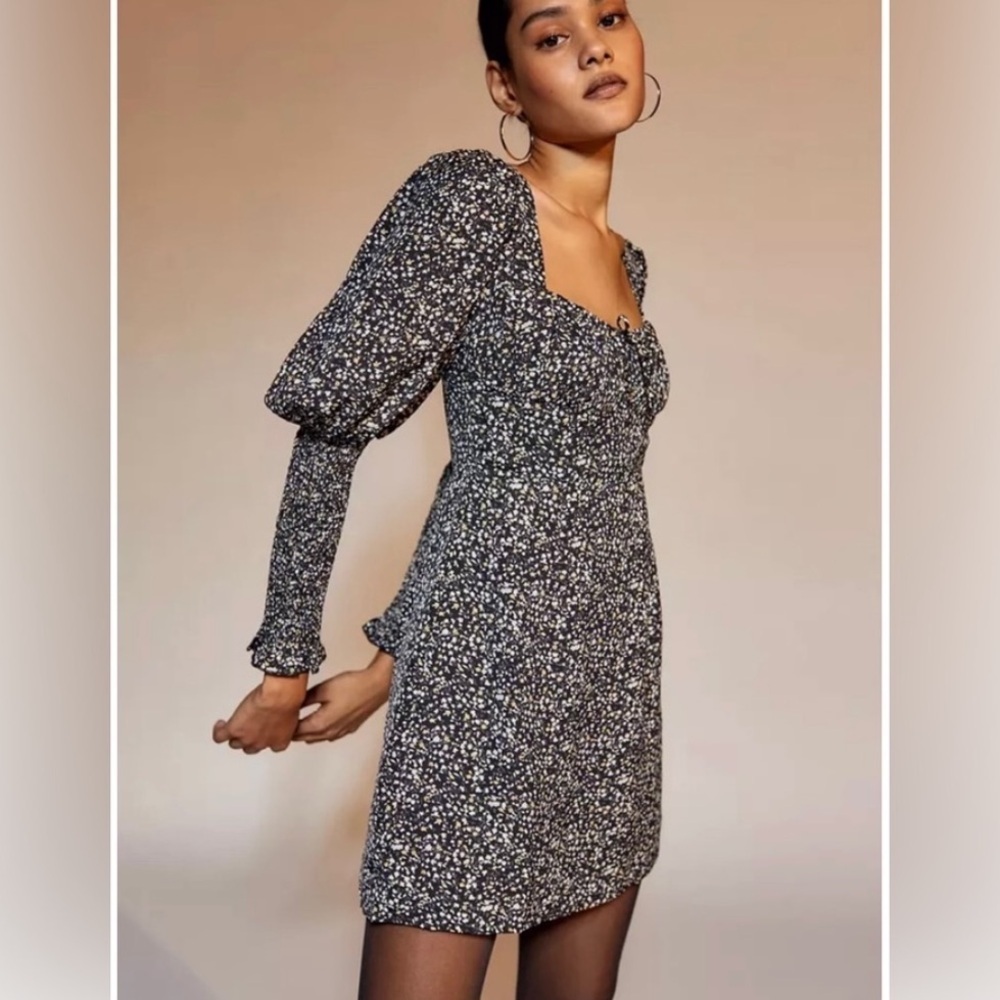 NWT Urban Outfitters Kiss The Sky Juliette Mini Puff Sleeve Dress